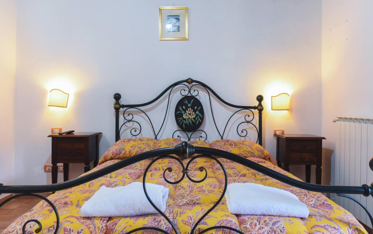Agriturismo Ponte Di Riocchio Губбио Экстерьер фото