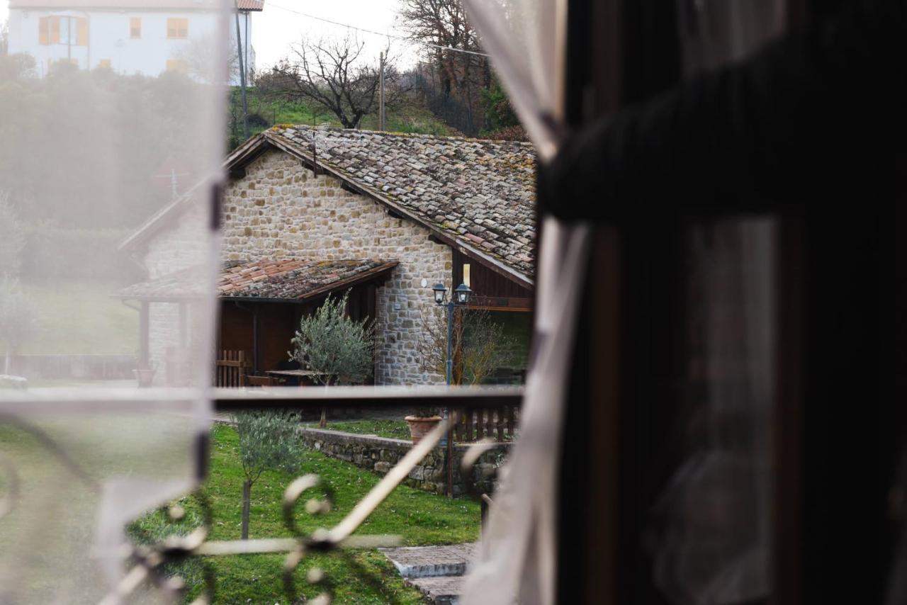 Agriturismo Ponte Di Riocchio Губбио Экстерьер фото
