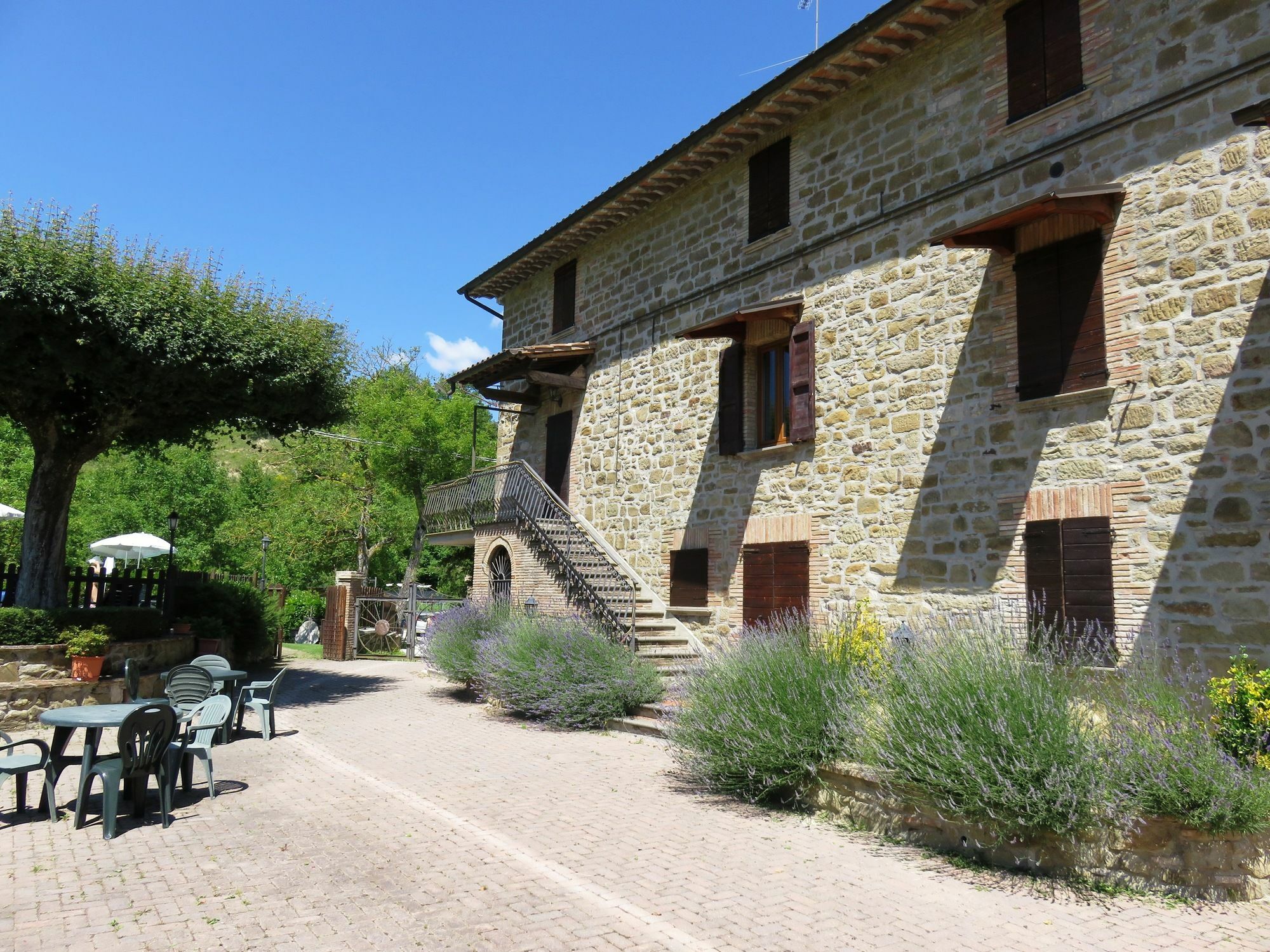 Agriturismo Ponte Di Riocchio Губбио Экстерьер фото